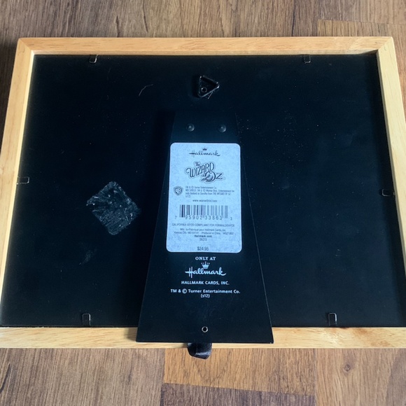 Hallmark Wizard of Oz Art - Picture 6 of 10